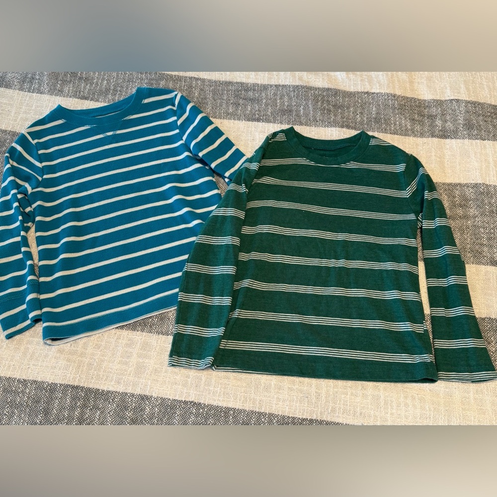 Bundle of 2 Boys SZ 4 Long Sleeve Shirts